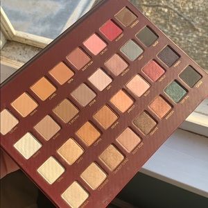 Lorac mega pro palette